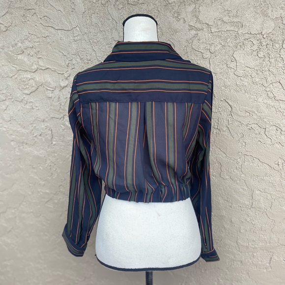 Striped crop top Blouse women’s size small S - Picture 2 of 11